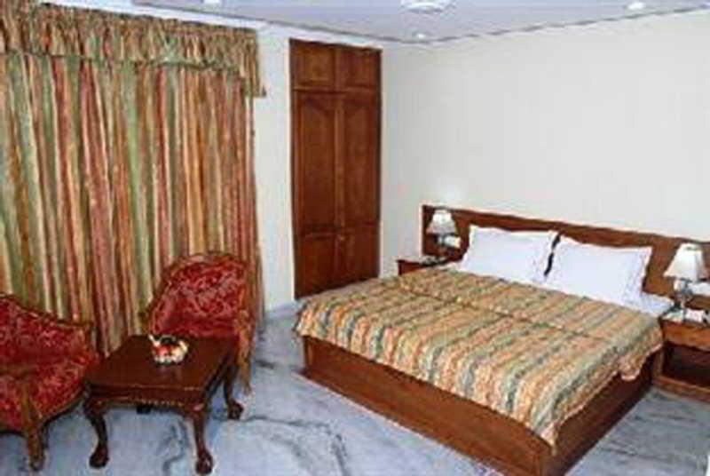 Hotel Grand Seasons Kochi Zewnętrze zdjęcie